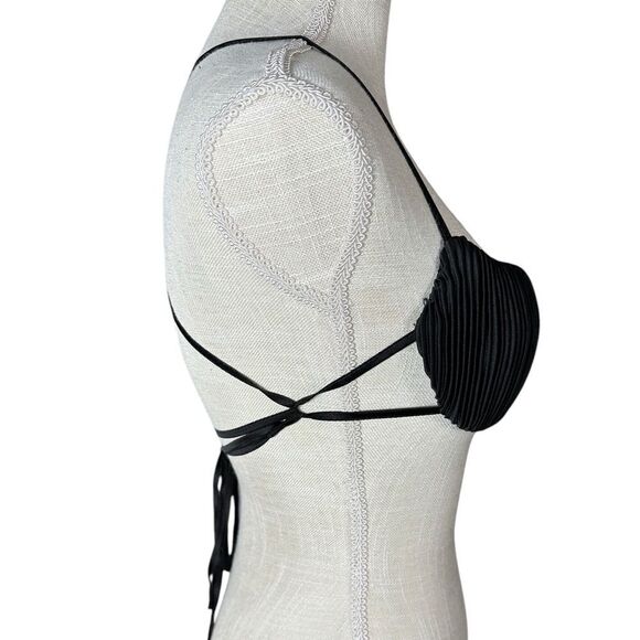 Babyboo Sienna Black Plisse Satin Strappy Bralette Top - Picture 4 of 9